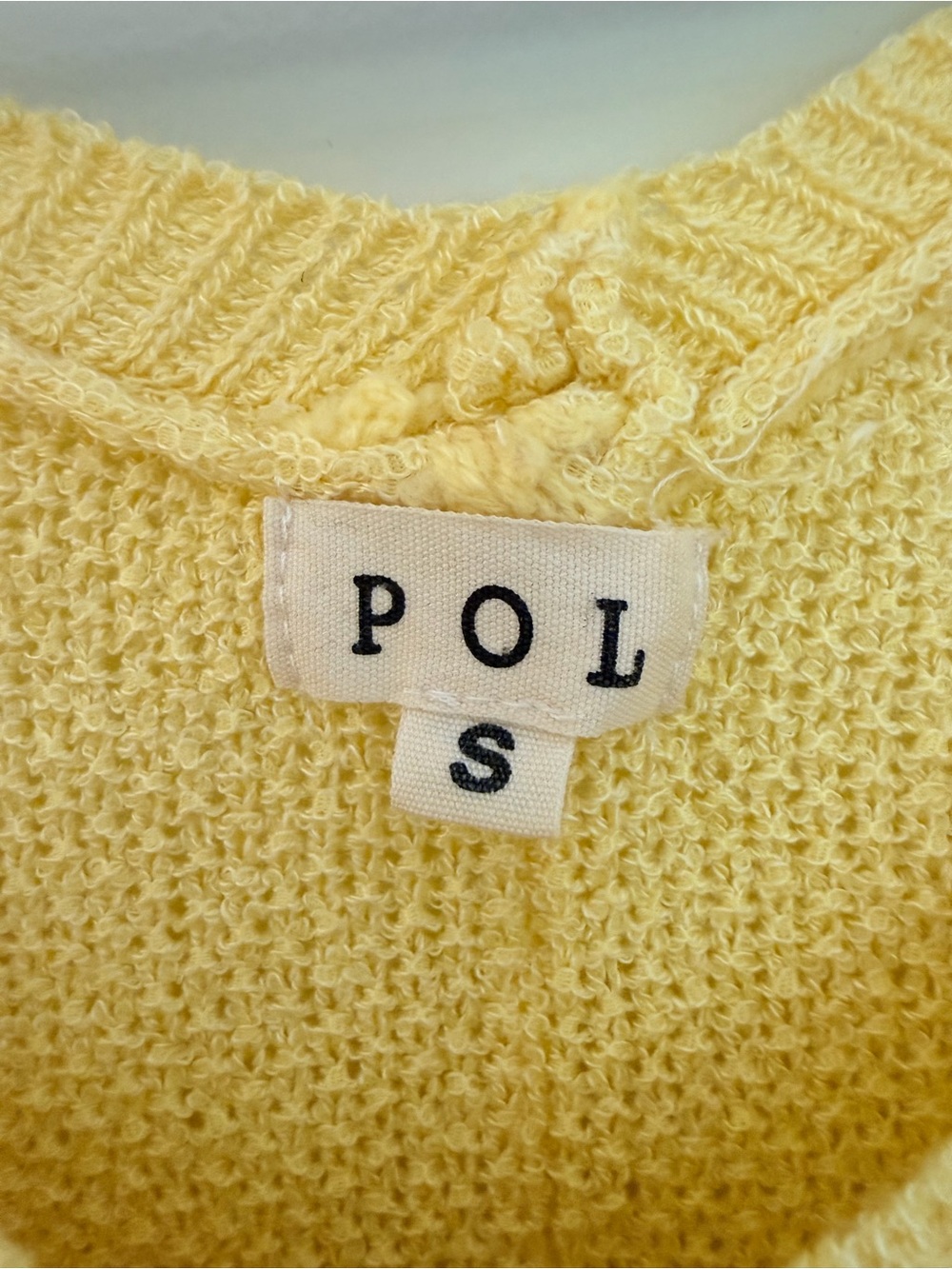 POL Yellow Daisy Knit V-Neck Sweater - Picture 2 of 3